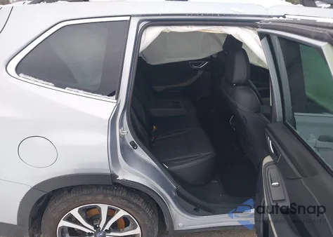 2022 Subaru Forester Limited z USA, uszkodzony, nr VIN JF2SKAPC0NH462819